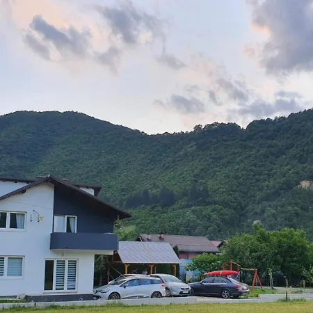 Luxury House 
